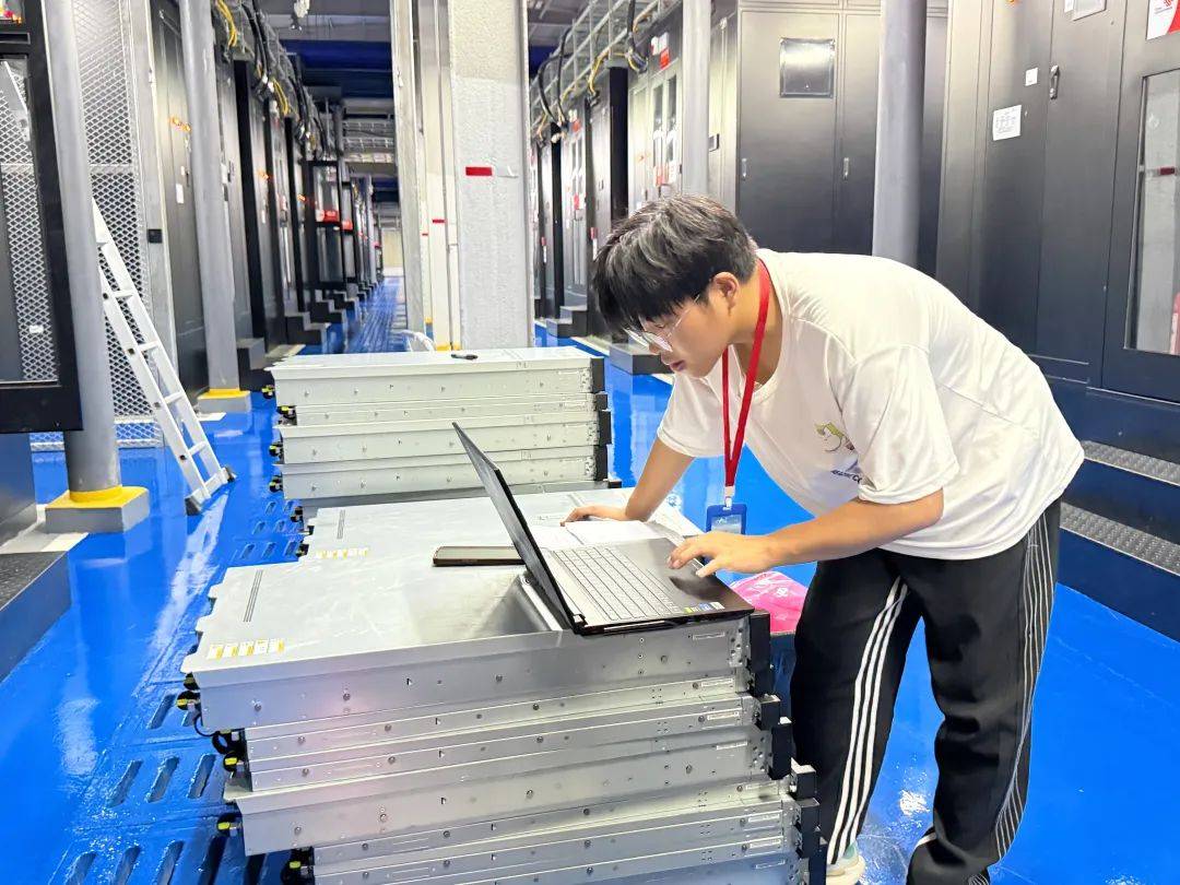 贵阳贵安数据中心巡礼｜中国联通贵安智·云数据中心加速扩容 筑牢国家算力网基石