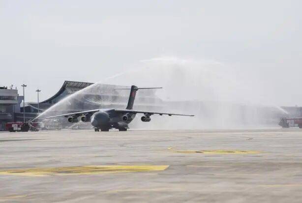 怎么看韩国海警李宰硕离世与志愿军烈士遗骸回国？